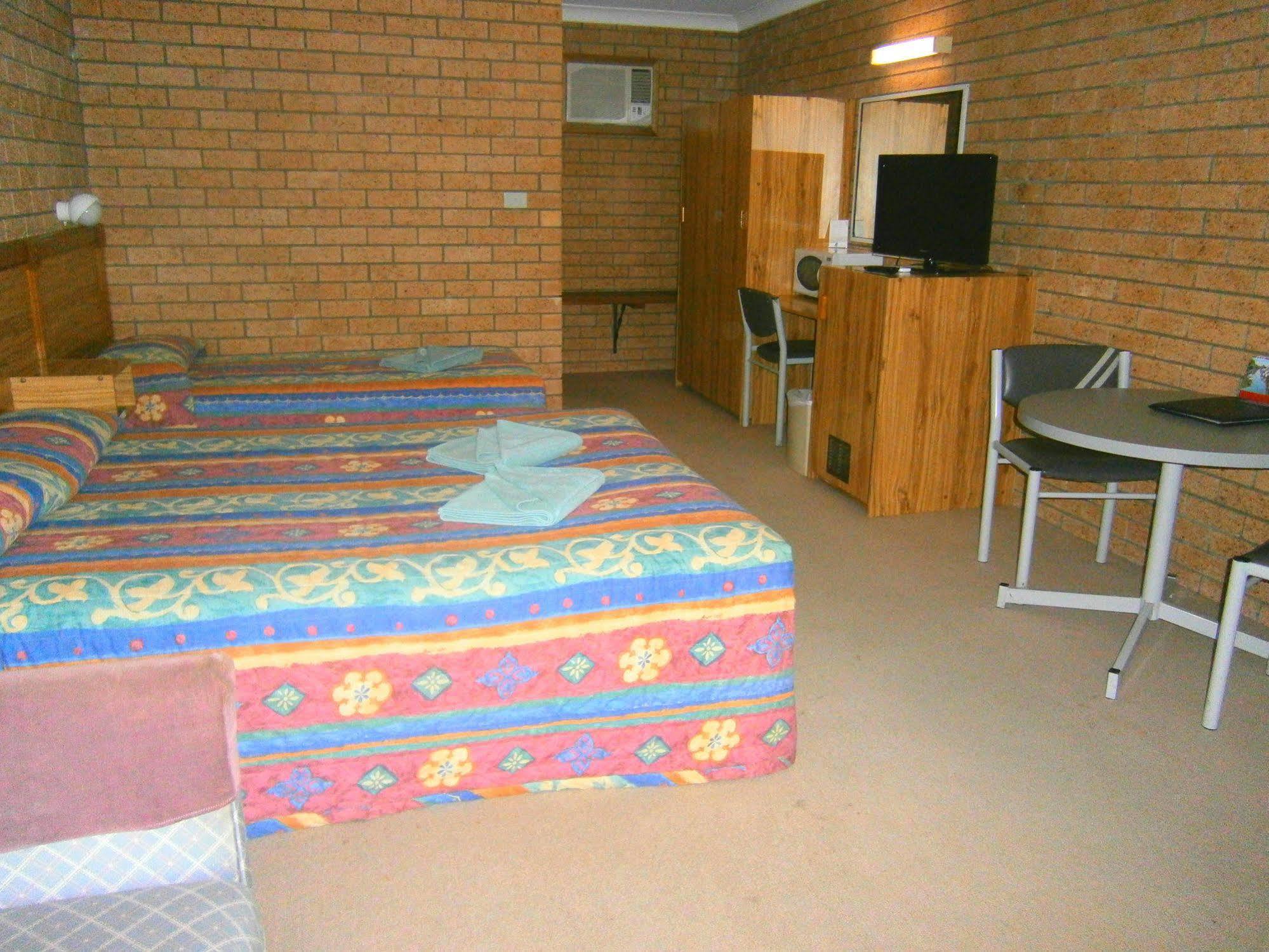 Aaron Inn Motel Narrabri Zewnętrze zdjęcie