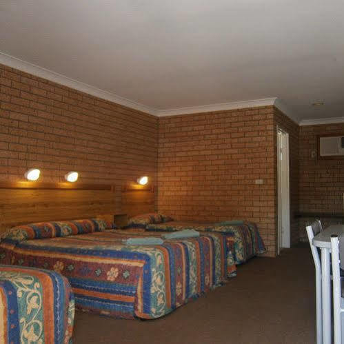 Aaron Inn Motel Narrabri Zewnętrze zdjęcie